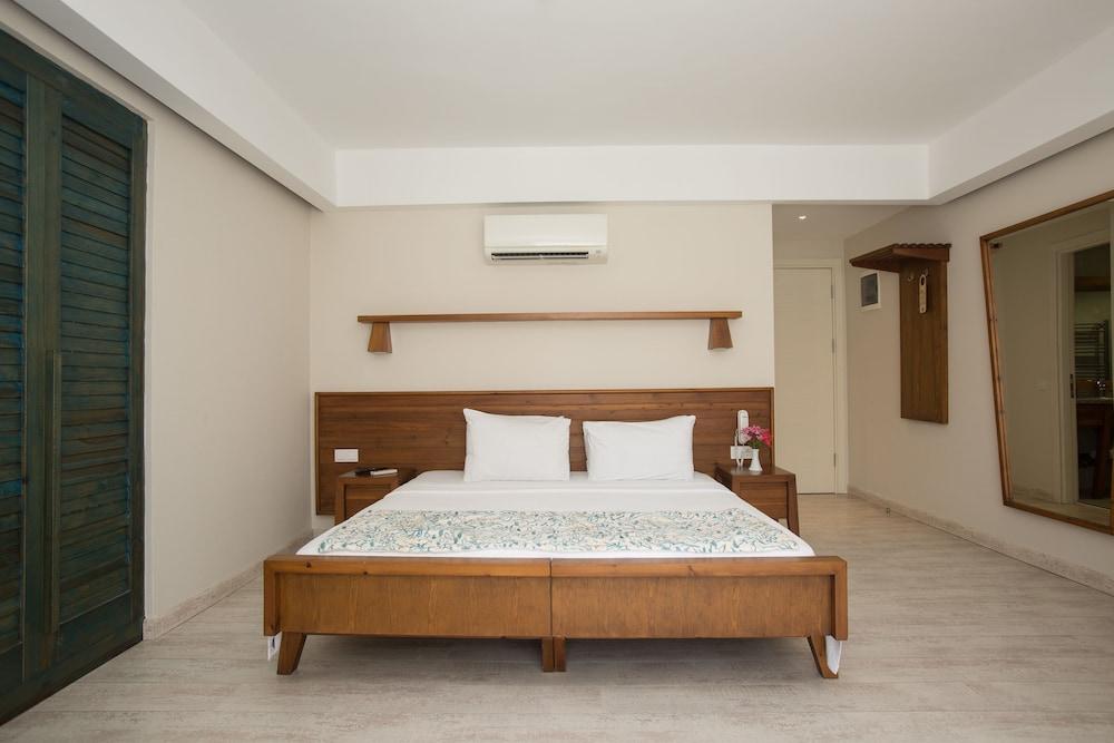 Dedeminn Marina Hotel Gocek  Exterior photo