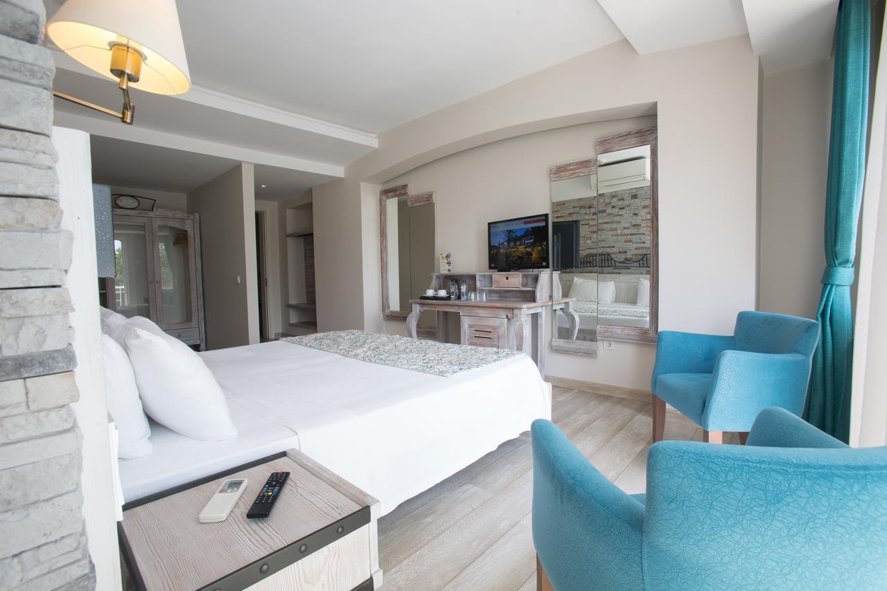 Dedeminn Marina Hotel Gocek  Exterior photo